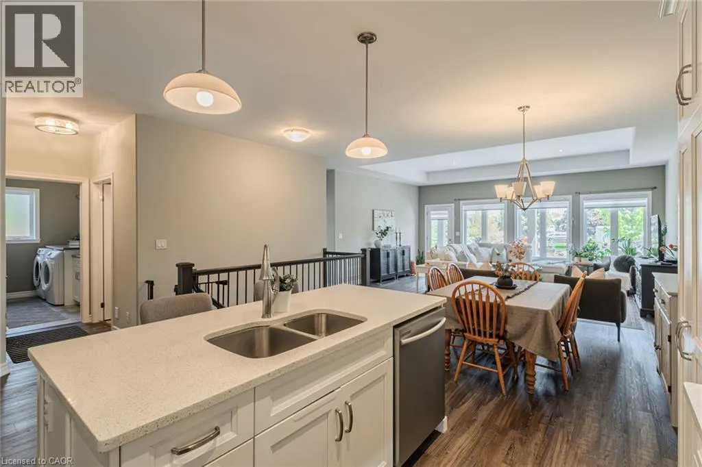 15 WINTERBERRY Lane
