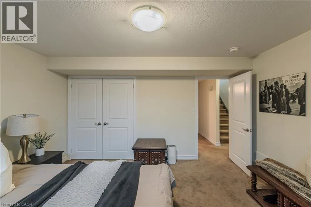 15 WINTERBERRY Lane