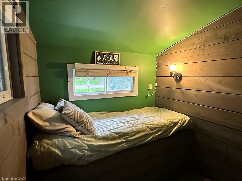 716 SANDY BAY Road