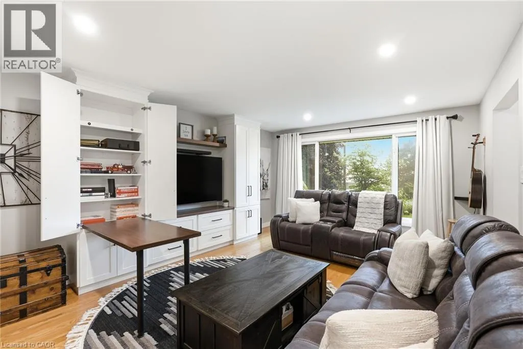 10 TAYLOR Crescent