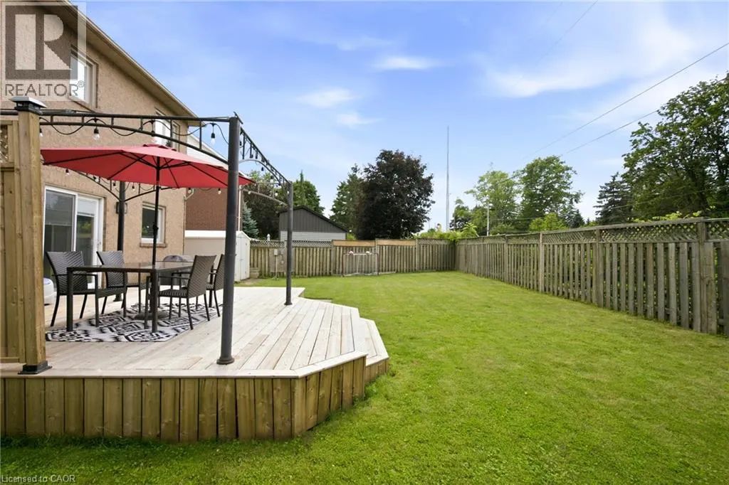 213 FELLOWES Crescent