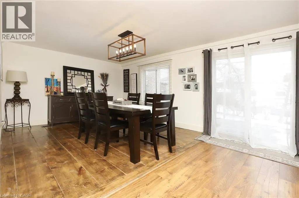 1 JOHN Avenue