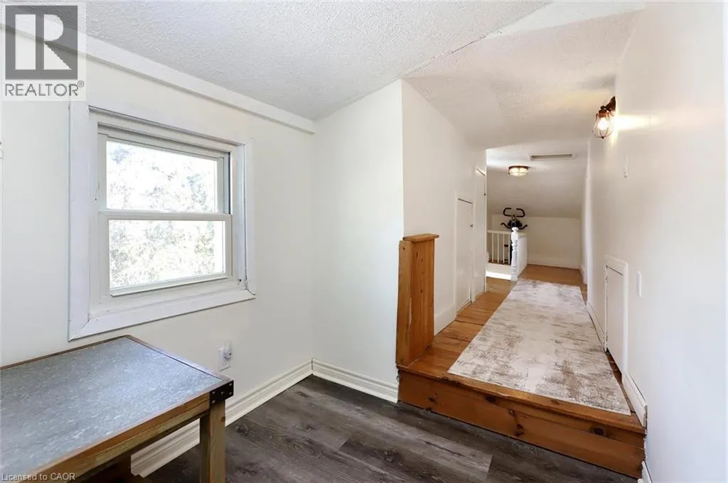1 JOHN Avenue