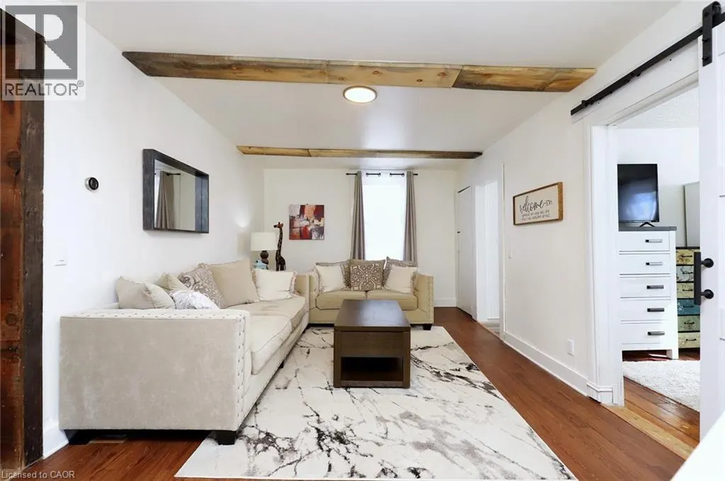1 JOHN Avenue