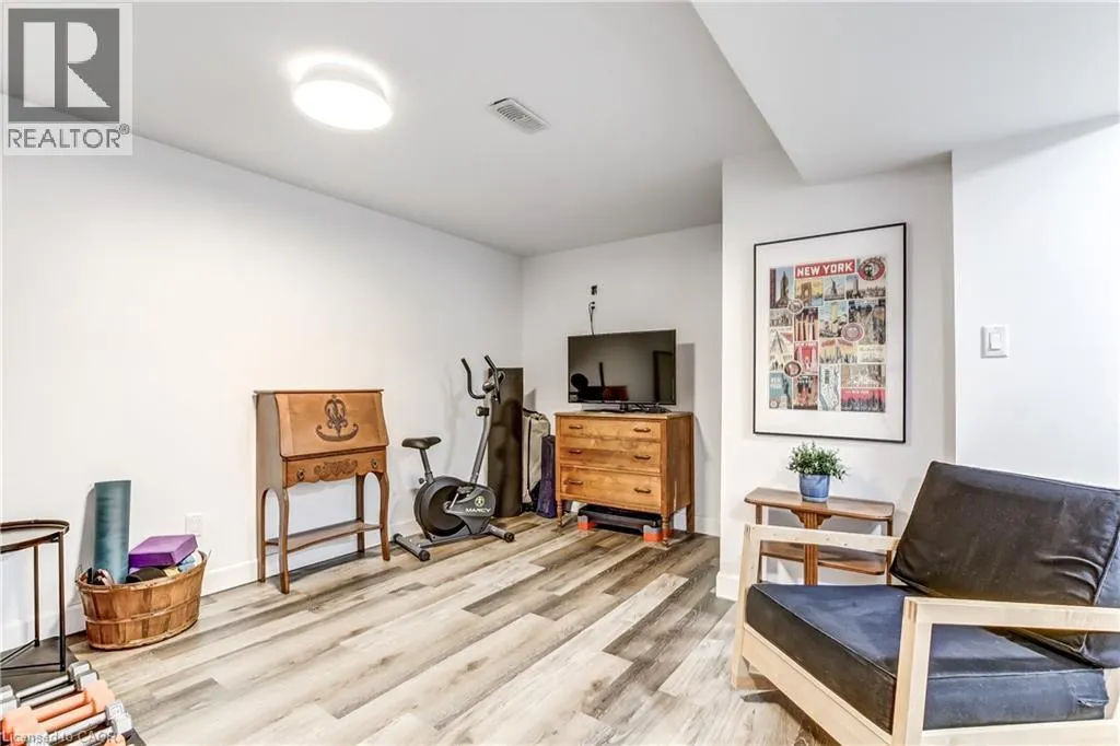 218 RICHARDSON Drive Unit# 26 #26