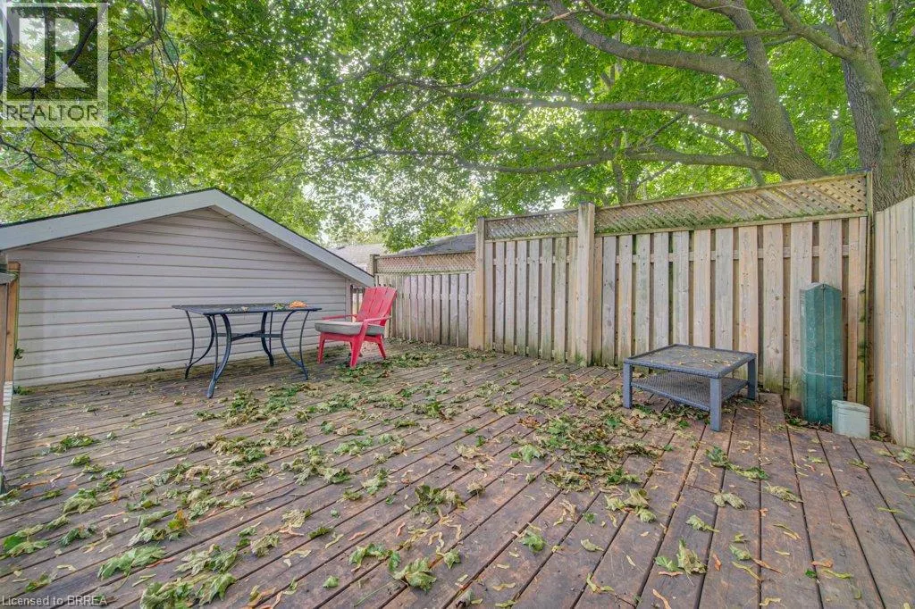 6 BAYLY Drive