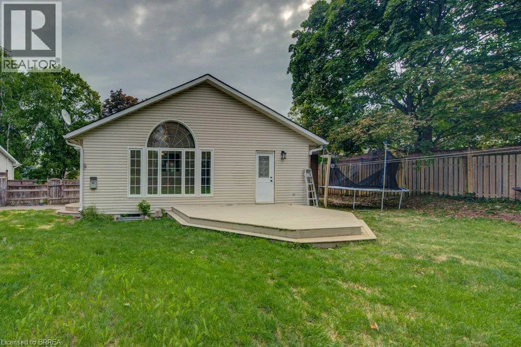 6 BAYLY Drive
