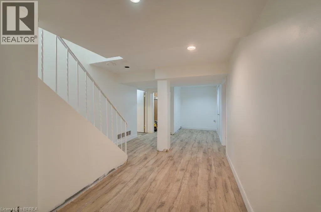 6 BAYLY Drive