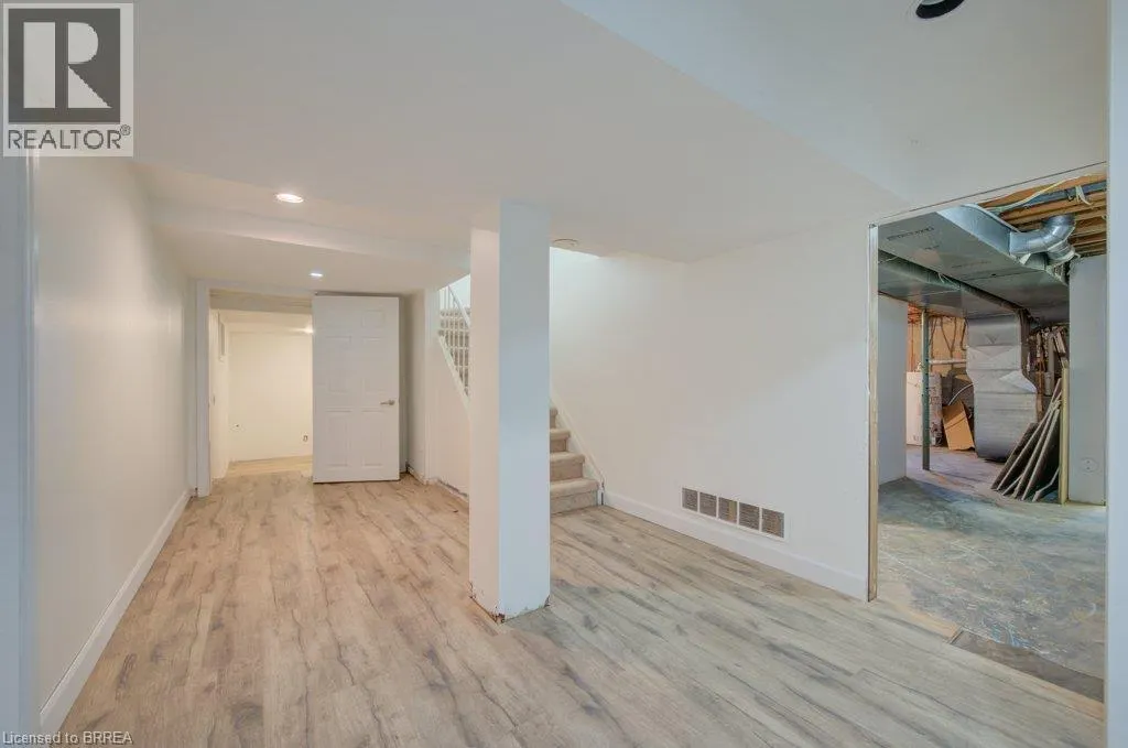 6 BAYLY Drive