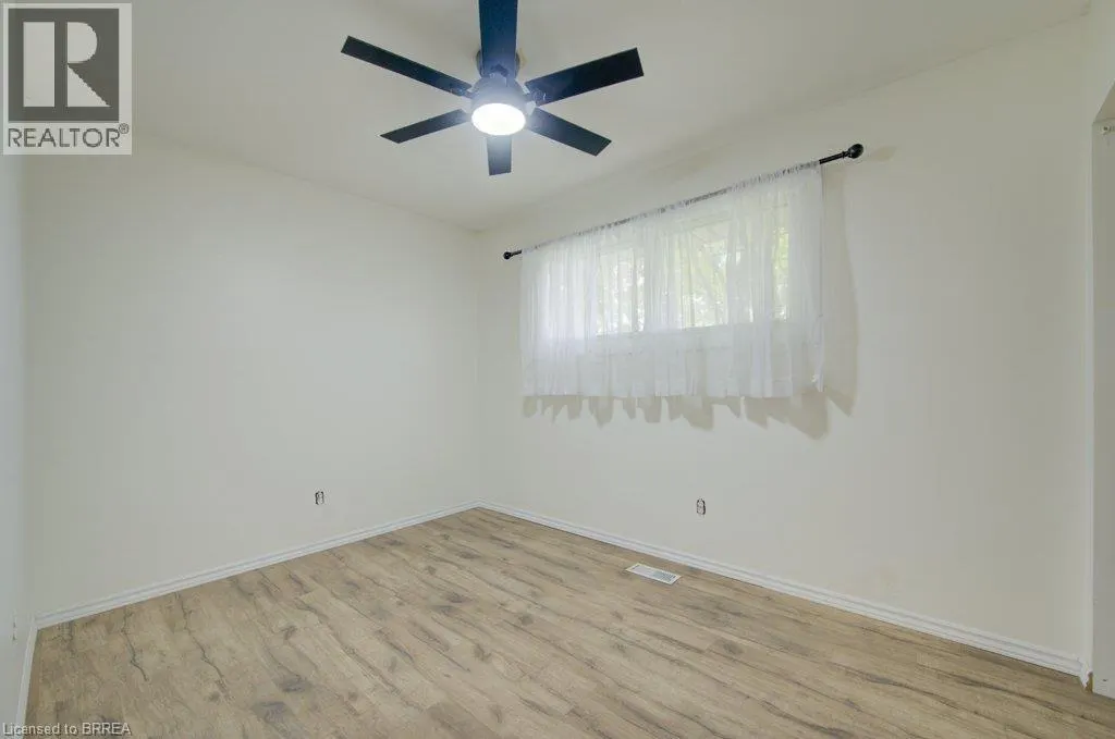 6 BAYLY Drive