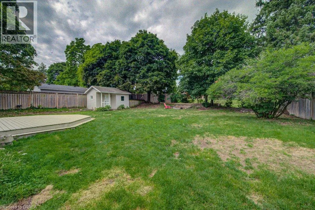6 BAYLY Drive