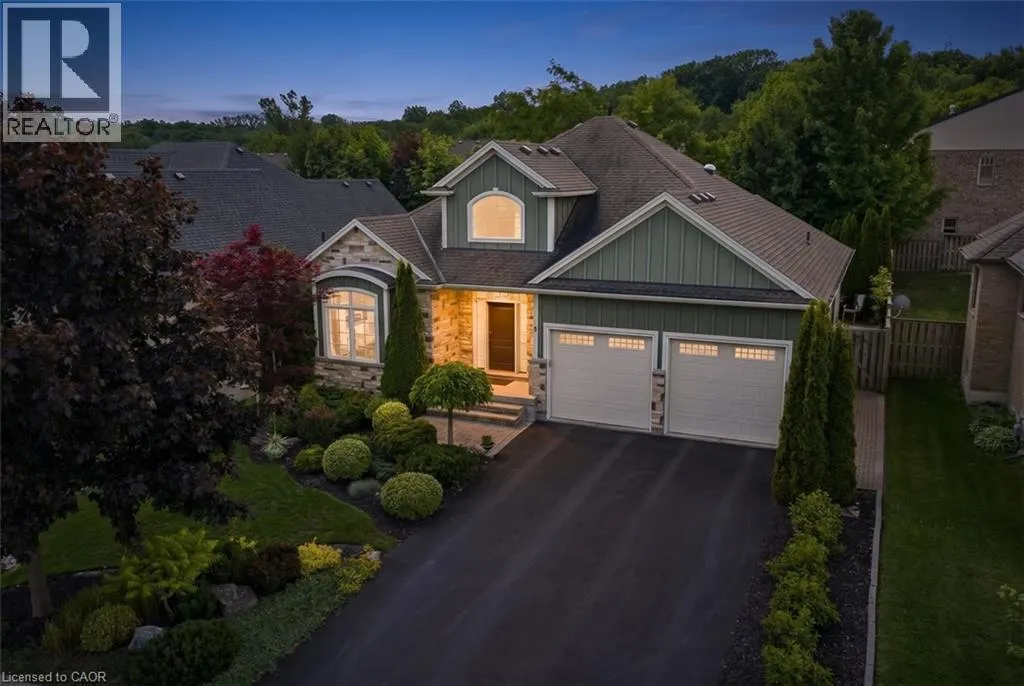 6 CREEKSIDE Drive