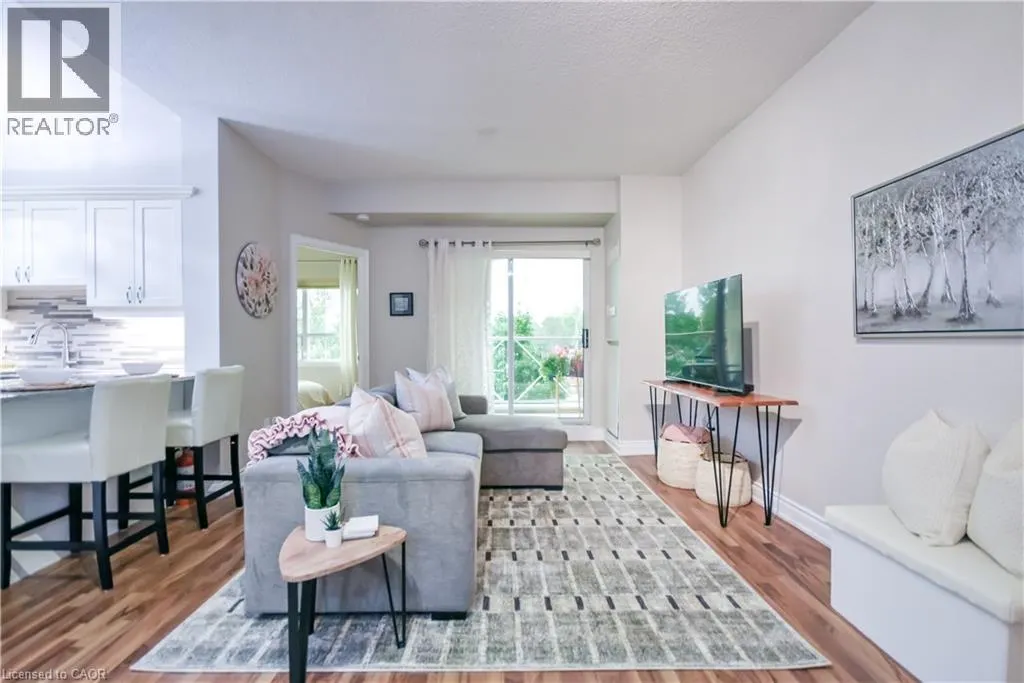 354 ATHERLEY Road Unit# 213 #213