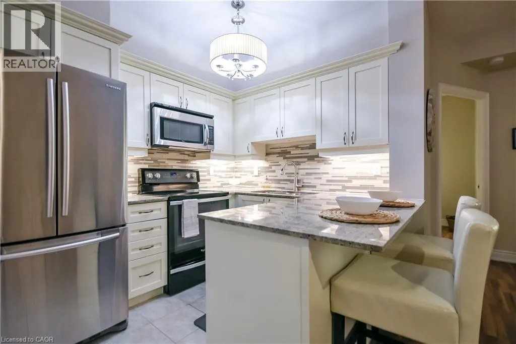 354 ATHERLEY Road Unit# 213 #213