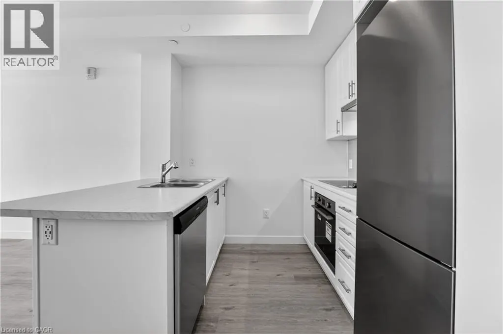 461 GREEN Road Unit# 809 #809