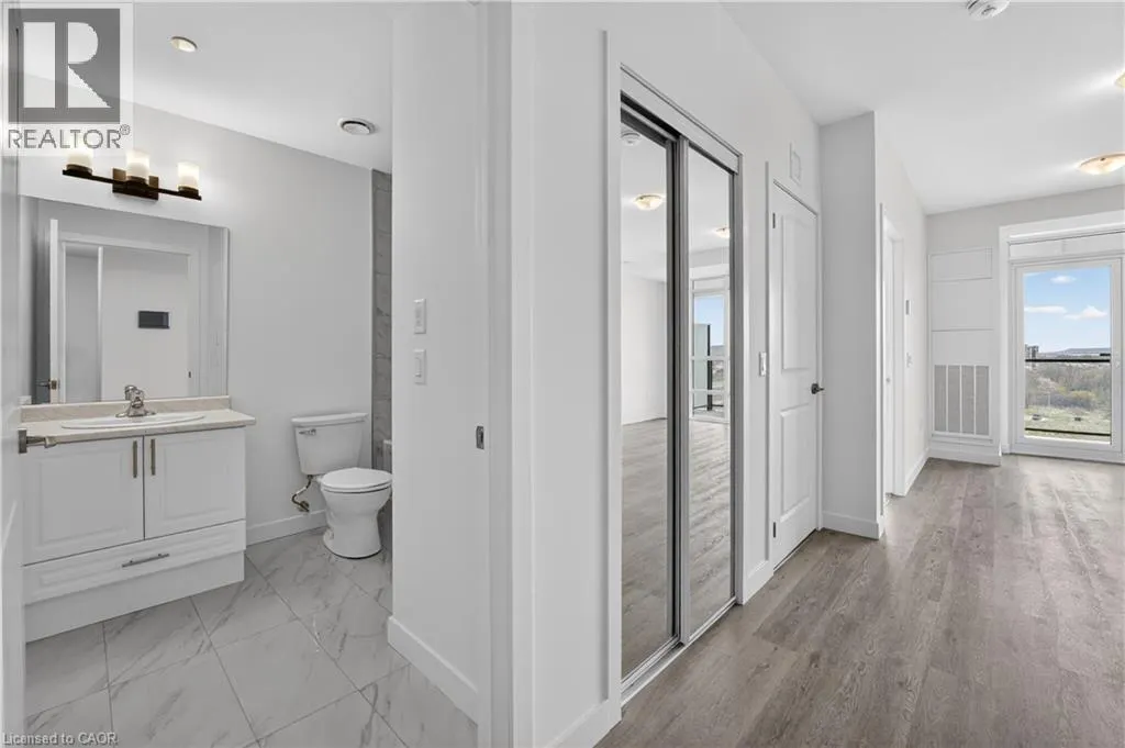 461 GREEN Road Unit# 809 #809