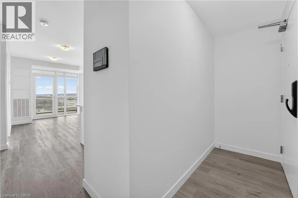 461 GREEN Road Unit# 809 #809