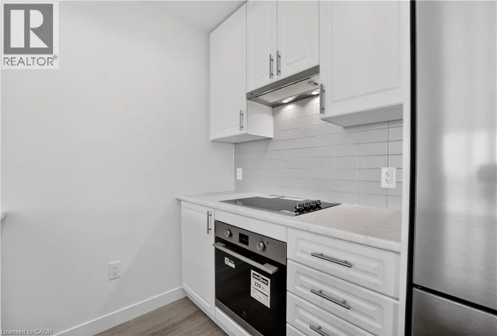 461 GREEN Road Unit# 809 #809