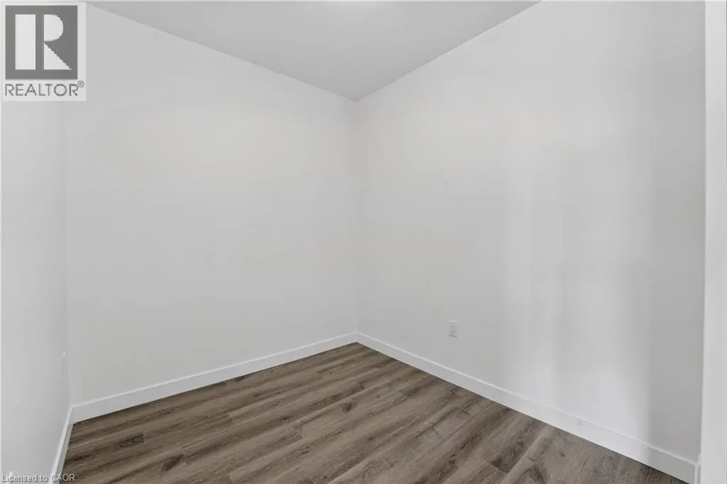 461 GREEN Road Unit# 304 #304