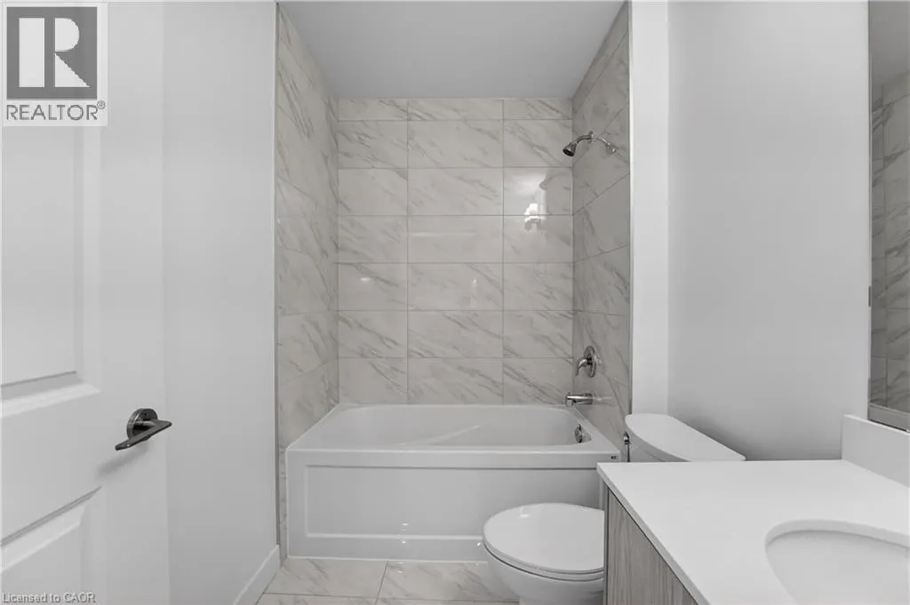 461 GREEN Road Unit# 304 #304