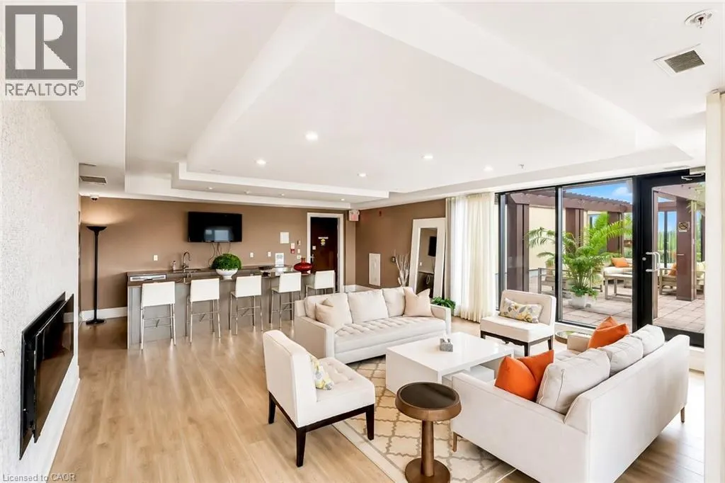 128 GARDEN Drive Unit# 413 #413