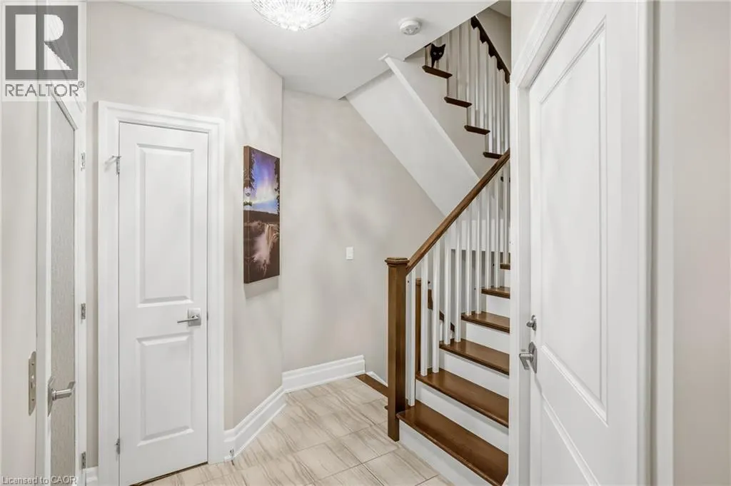 14 ABERDEEN Lane S