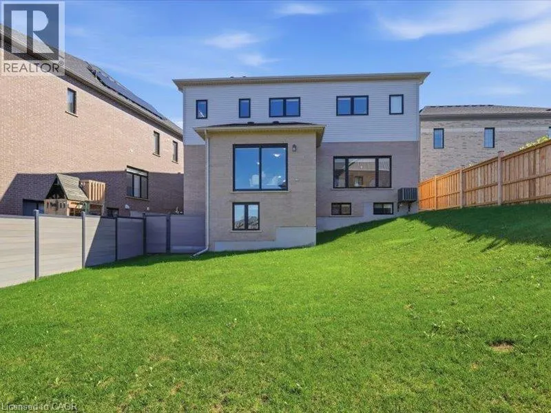 905 BROADACRE Place