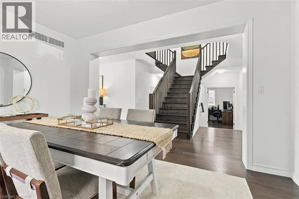 905 BROADACRE Place