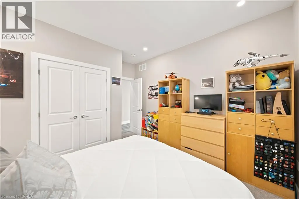 14 WINDYWOOD Lane