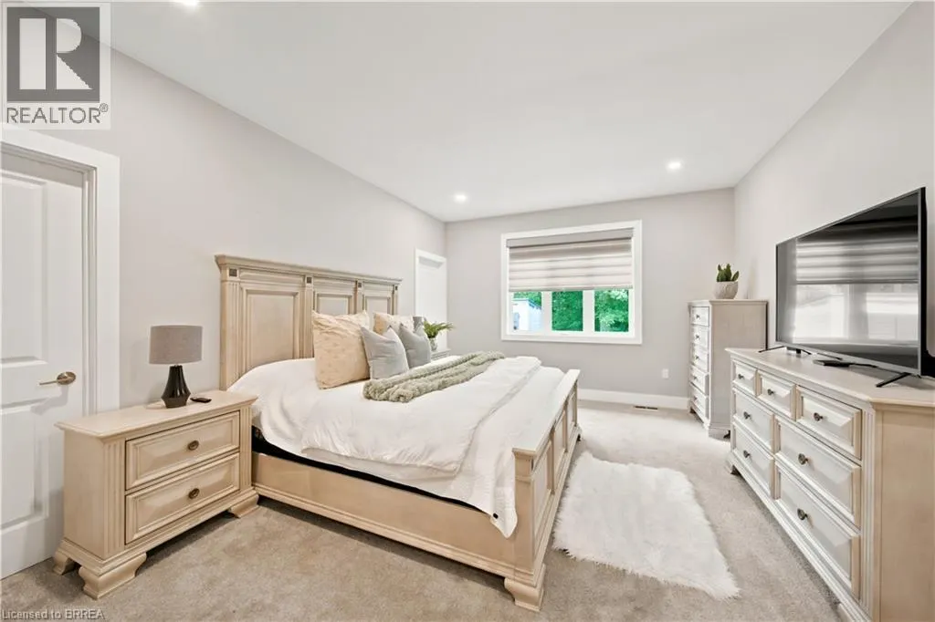 14 WINDYWOOD Lane
