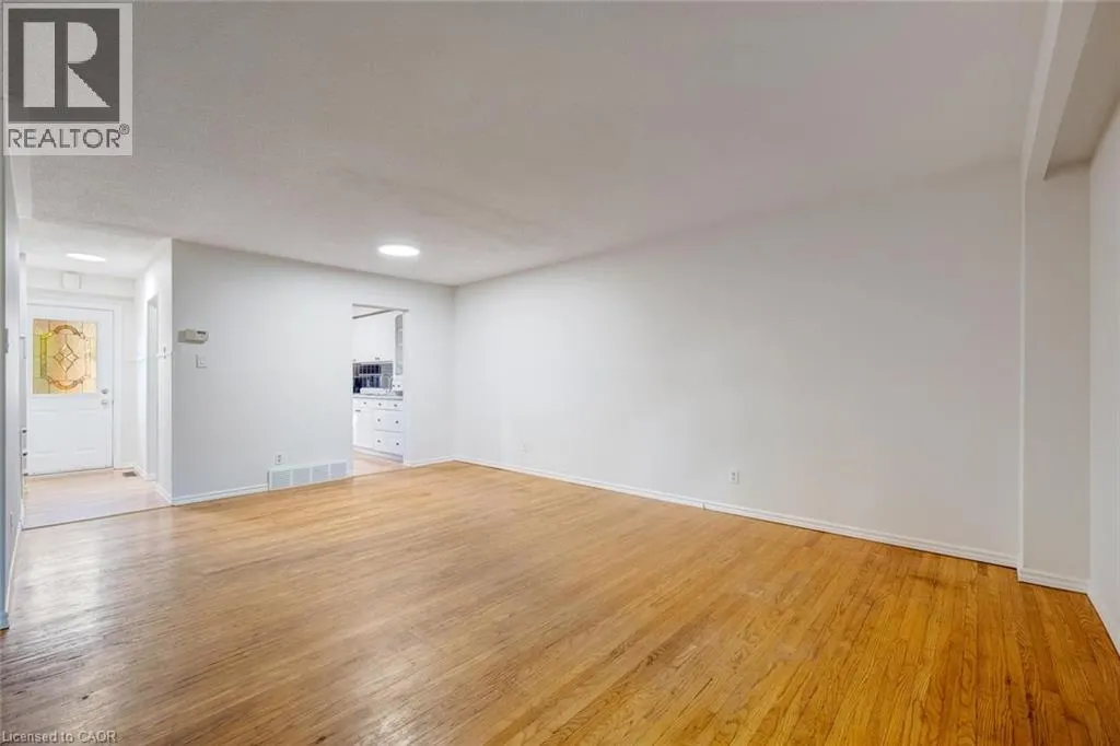 140 RIPLEY Court Unit# 4 #4