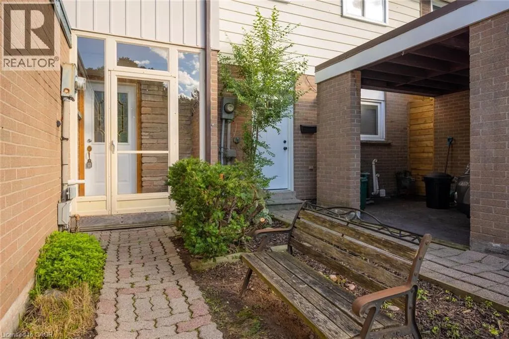 140 RIPLEY Court Unit# 4 #4