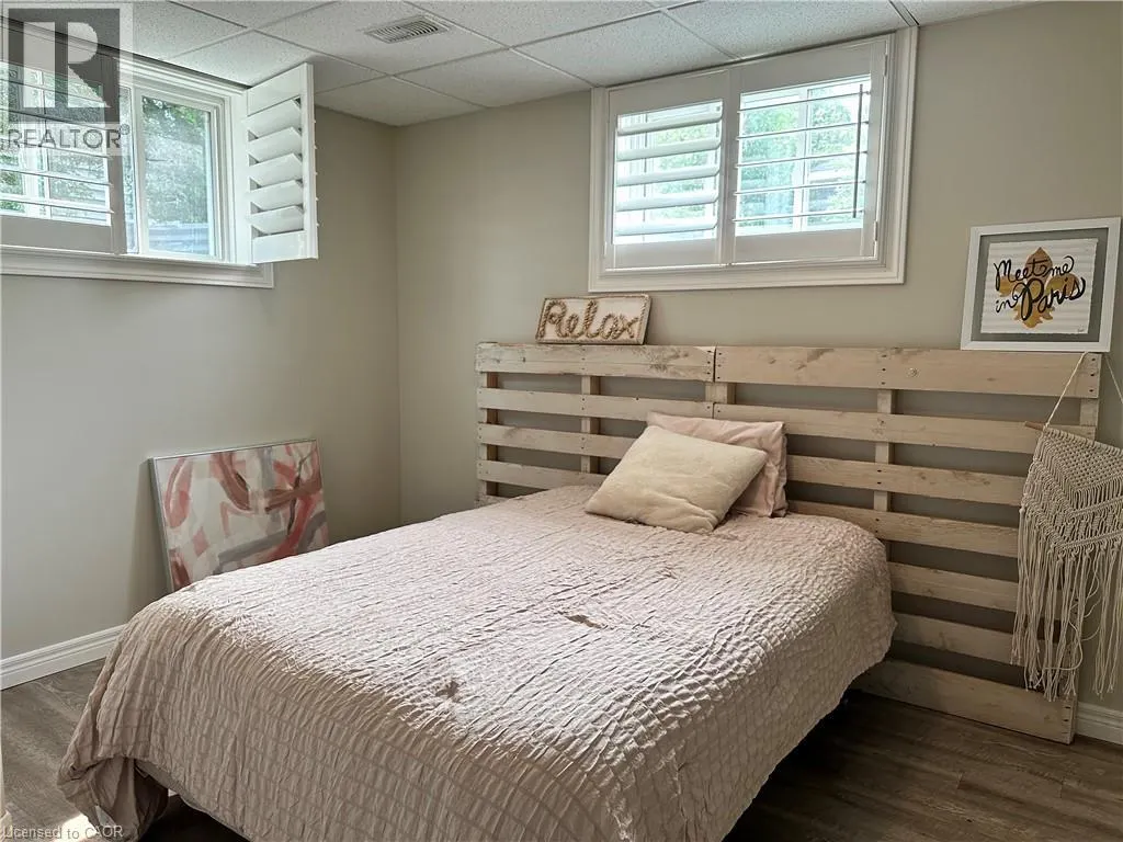 3176 LAKESHORE Road
