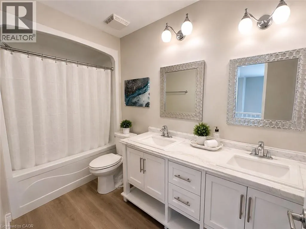 3176 LAKESHORE Road