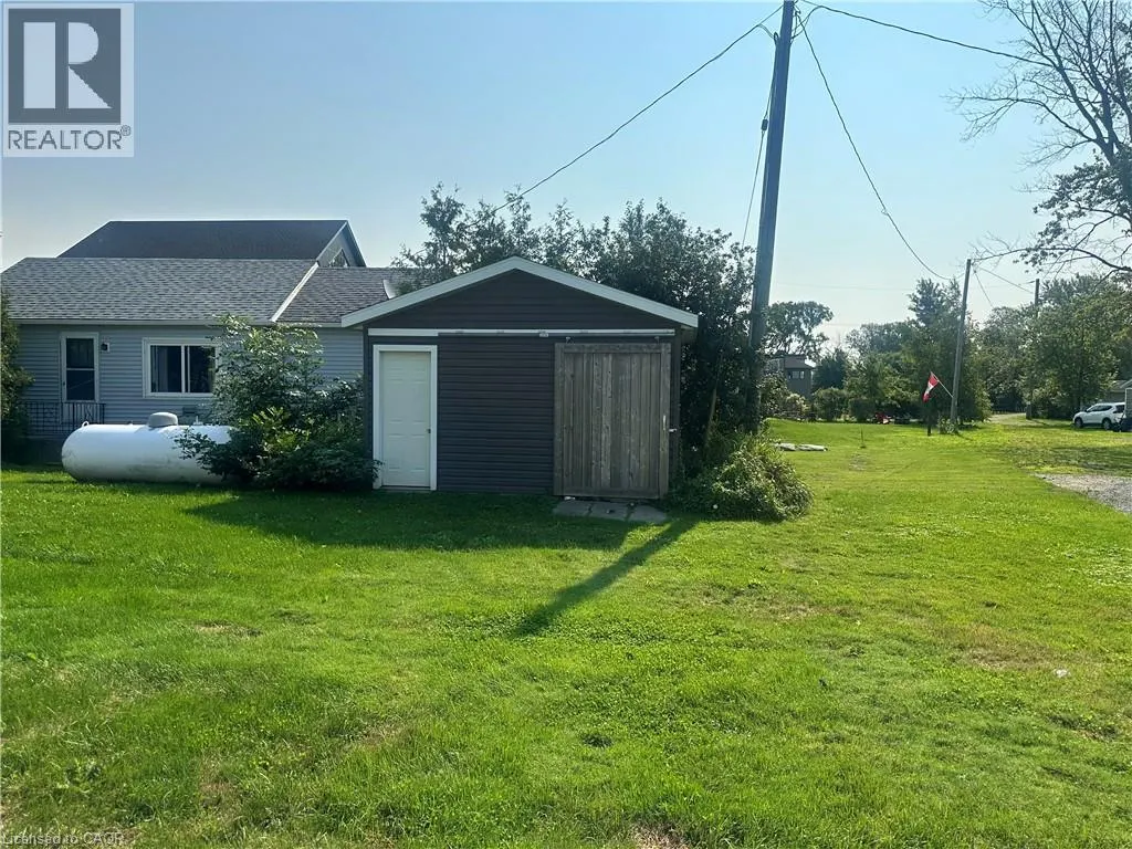3176 LAKESHORE Road