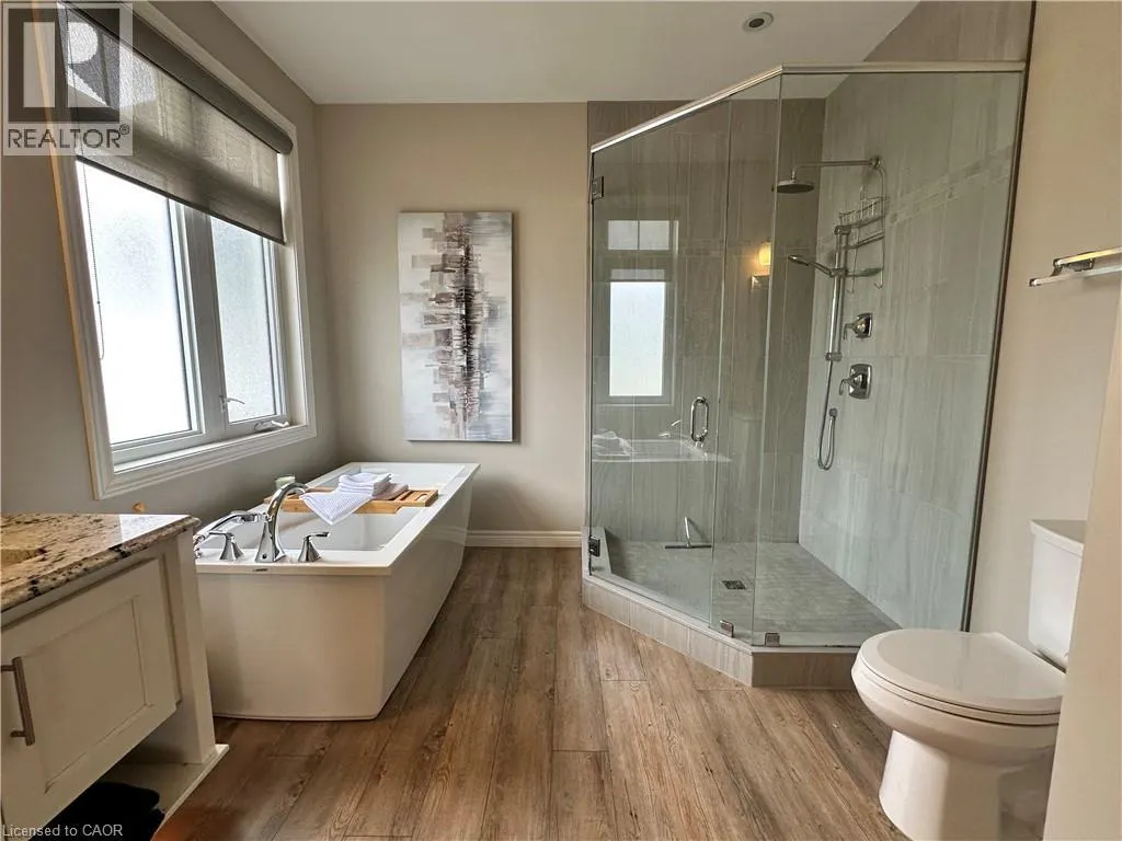 3176 LAKESHORE Road