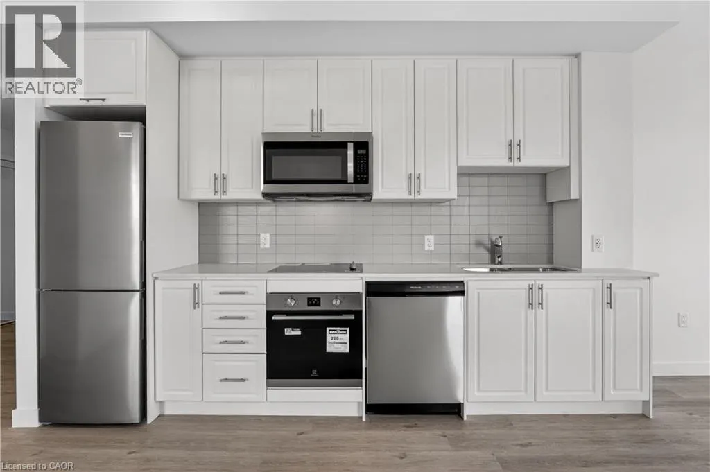 461 GREEN Road Unit# 718 #718