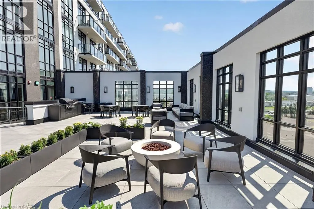 461 GREEN Road Unit# 718 #718