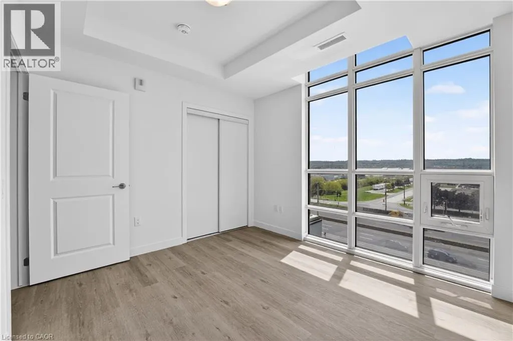 461 GREEN Road Unit# 718 #718