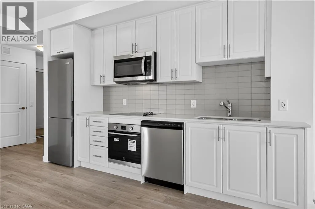 461 GREEN Road Unit# 718 #718