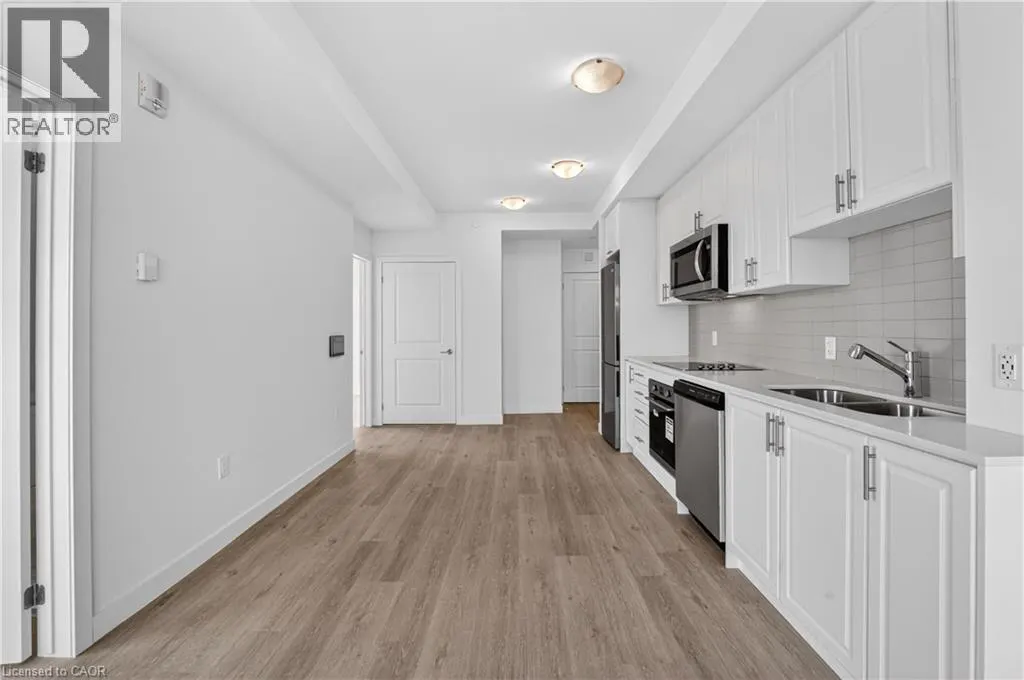 461 GREEN Road Unit# 718 #718