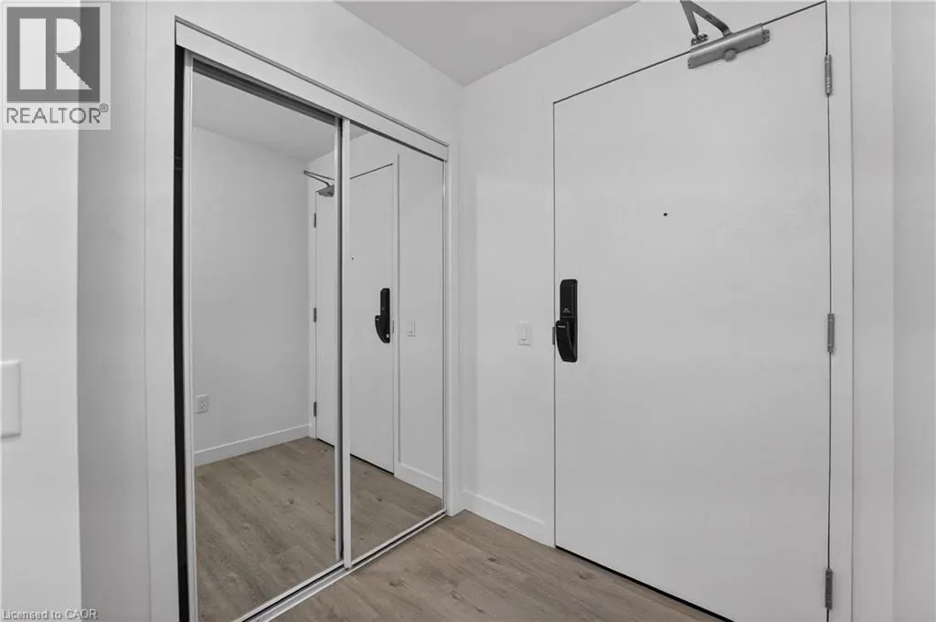 461 GREEN Road Unit# 718 #718