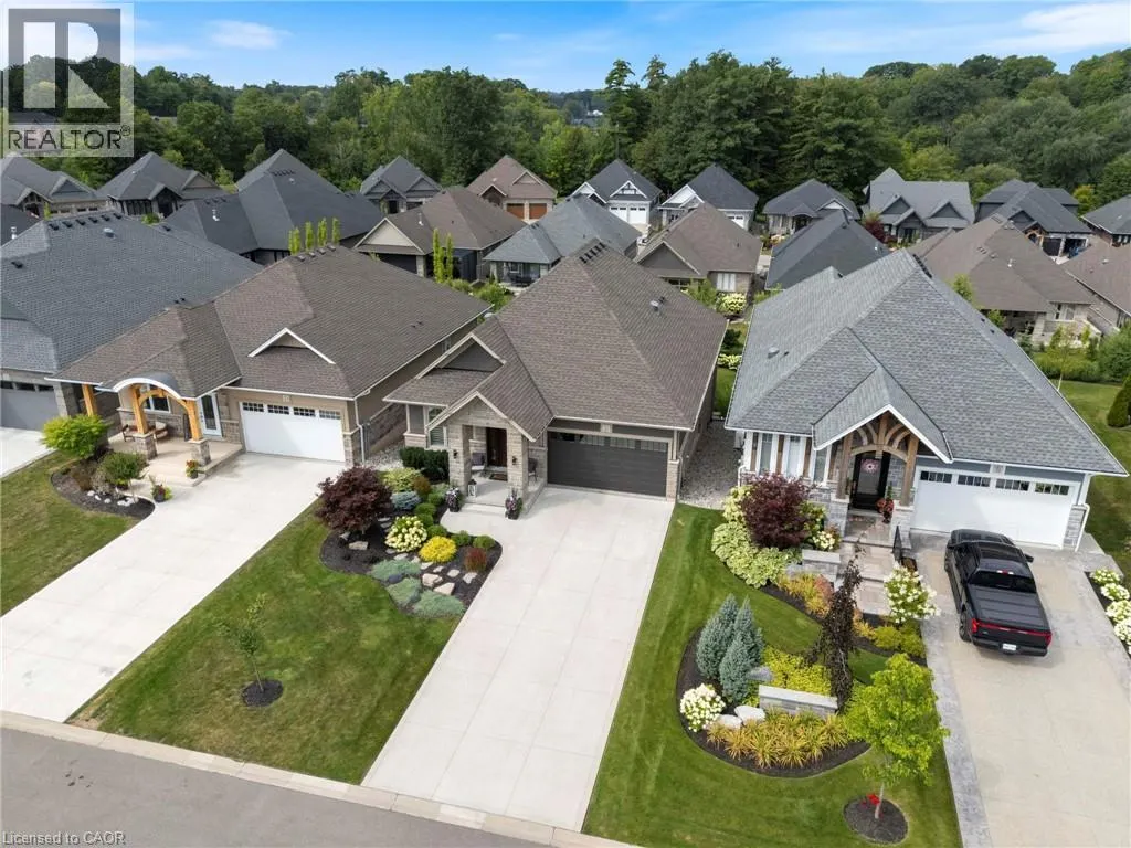 47 BLUENOSE Drive