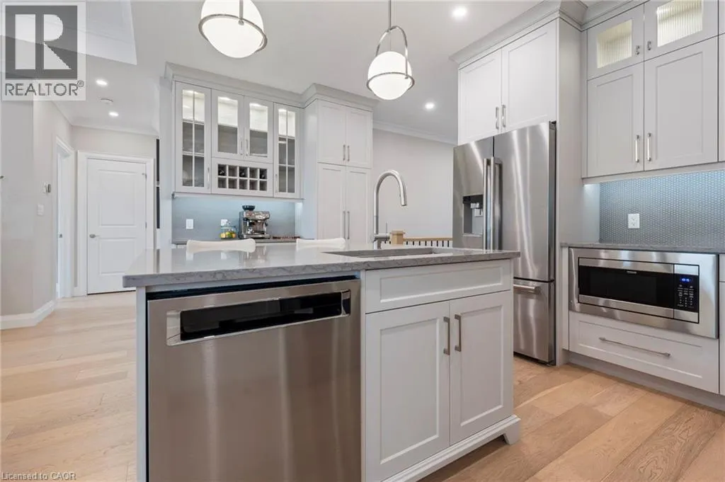 47 BLUENOSE Drive