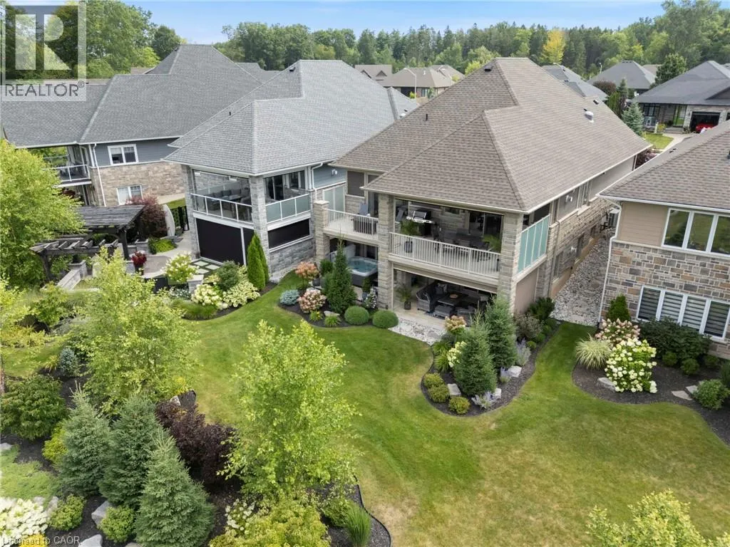 47 BLUENOSE Drive