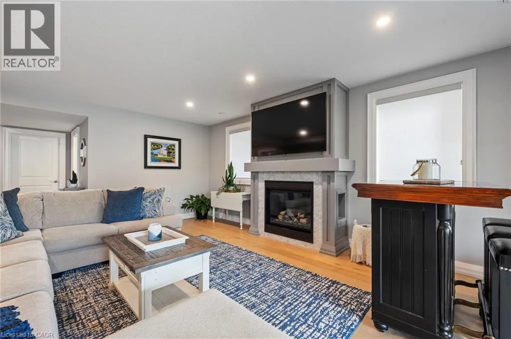 47 BLUENOSE Drive