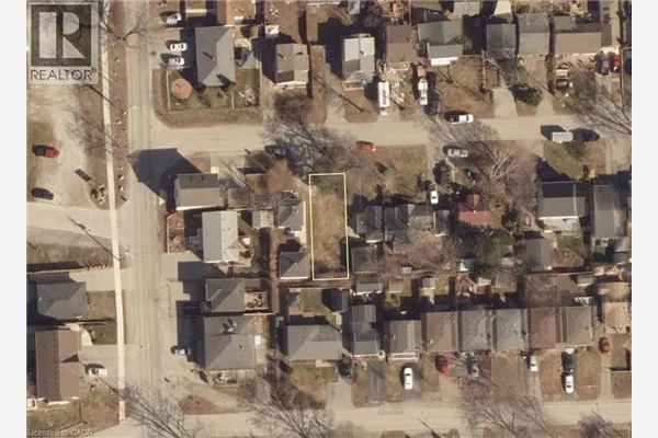 4 GRANDVIEW Drive