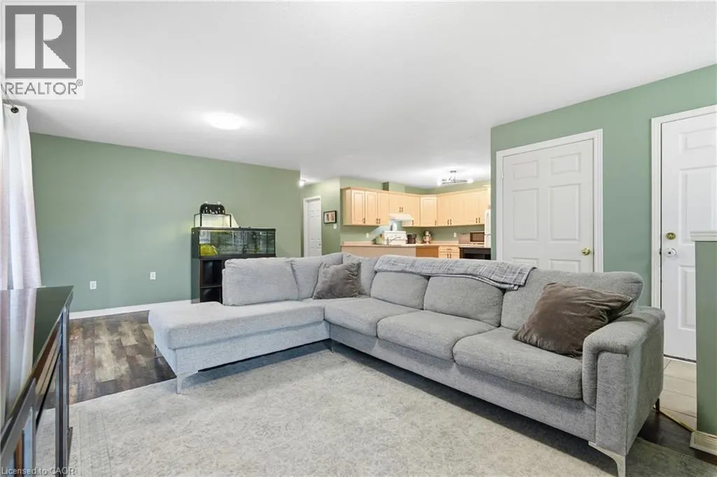 13 GOLDEN ACRES Drive