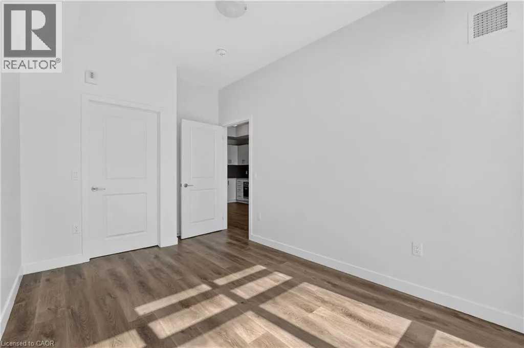 461 GREEN Road Unit# 606 #606