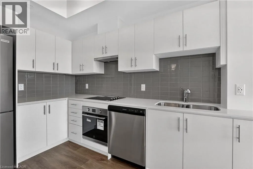 461 GREEN Road Unit# 606 #606